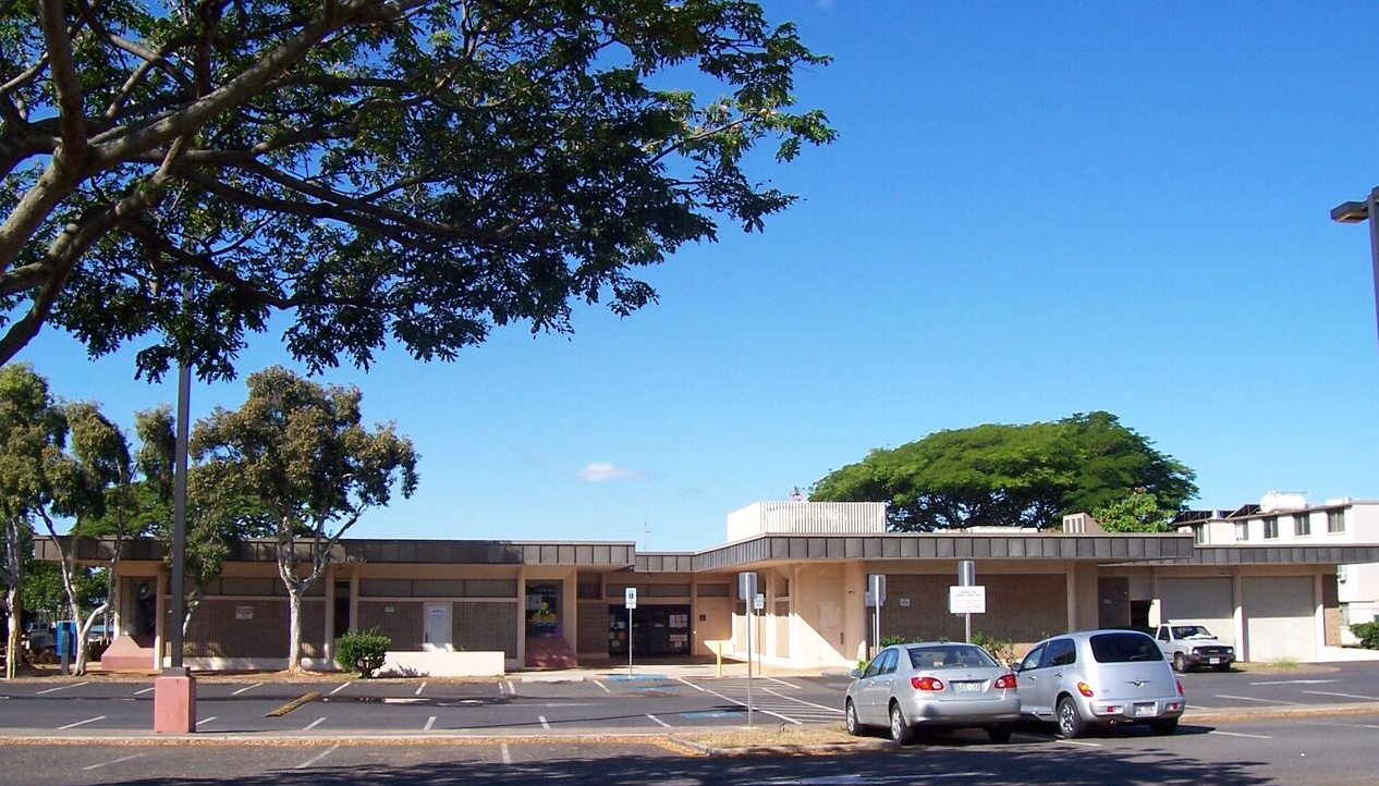 Photo of Pearl City branch building