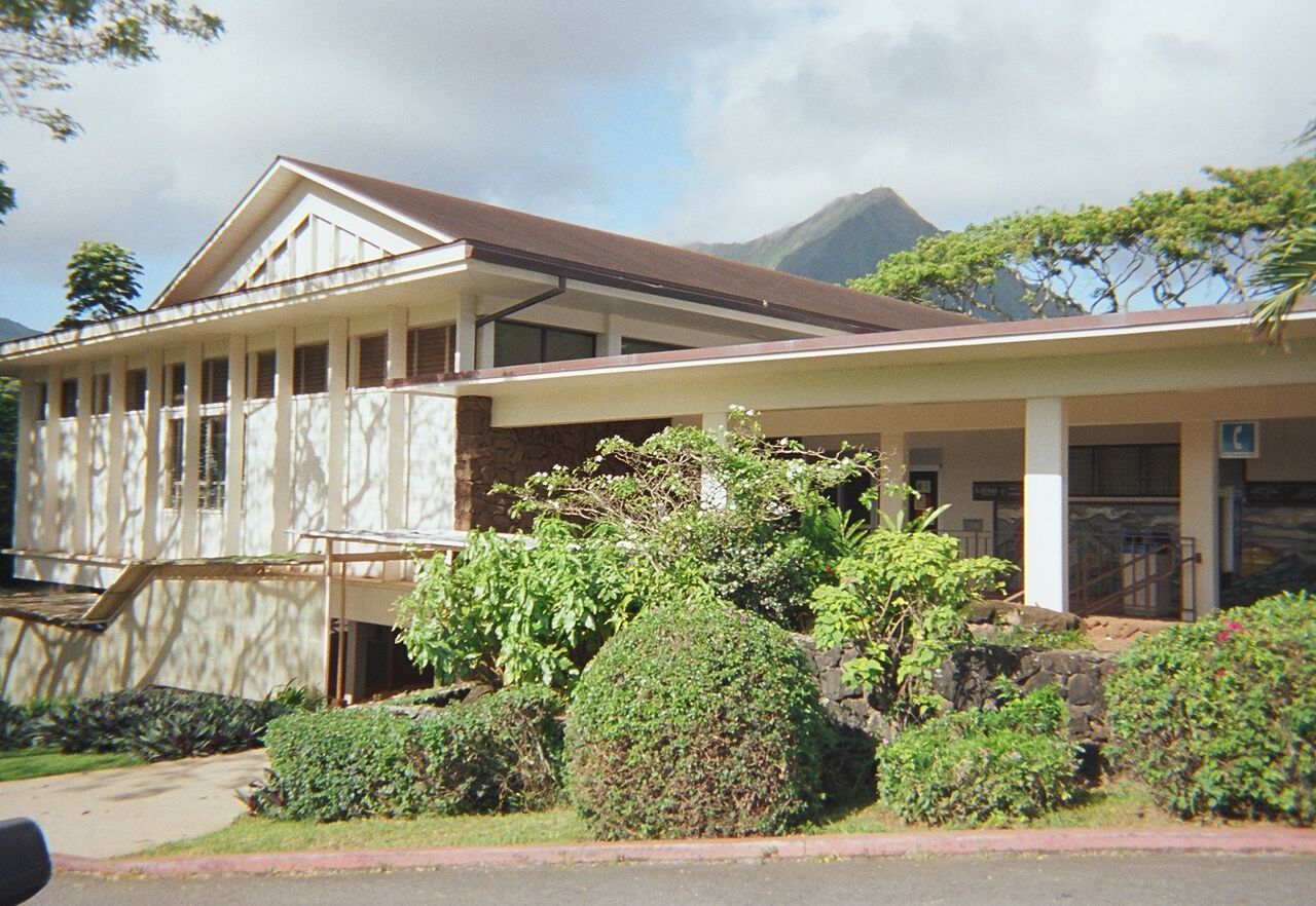 Photo of Kaneohe branch building