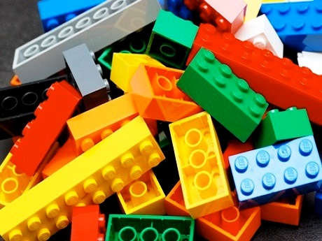 Pile of colored Lego bricks
