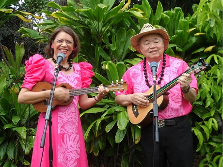 Musicians Mele Fong and Richard Tom