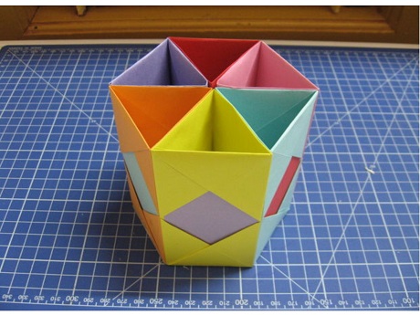 rainbow-colored hexagonal pen holder