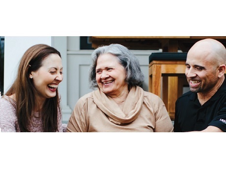 photo of 3 people talking for alzheimers association program