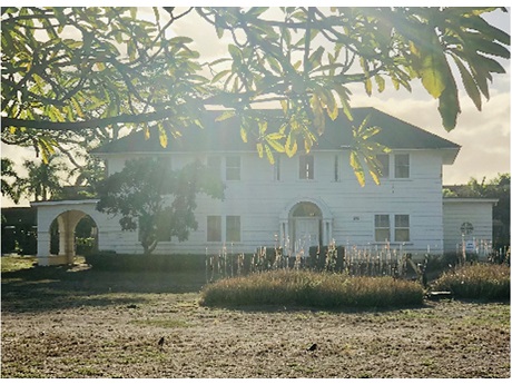 Color image of plantation house at Ewa Villages