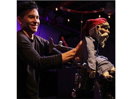 Tom Lee puppeteer